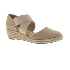 Life Stride Velocity Keaton taupe Wedge canvas Shoe 8M